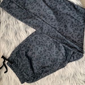 Leopard Joggers, Medium